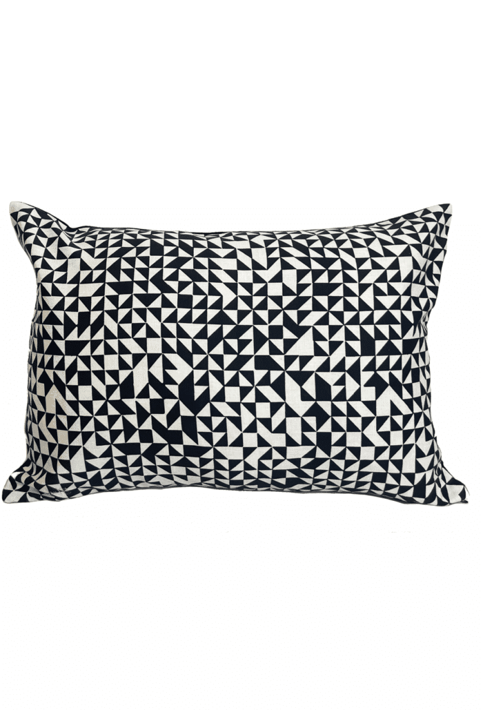 cotton cushion 35x50cm BLACK & WHITE